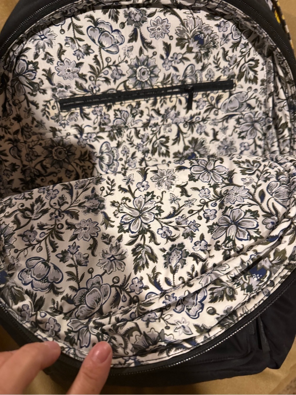 Vera Bradley Black Backpack - Picture 3 of 3